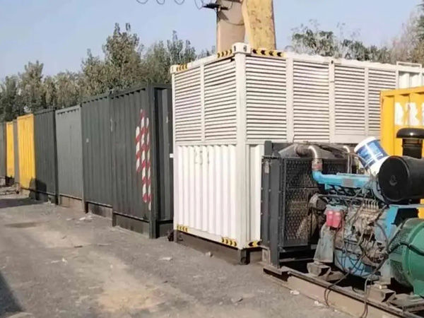 板芙镇200KW柴油发电机机组每小时油耗是多少？